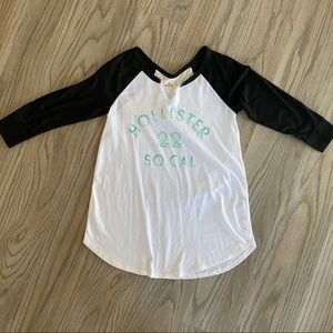 Hollister mid-sleeve shirt